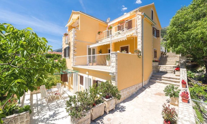 Bol Apartment | 45 m² Apartment ∙ 1 bedroom ∙ 4 guests