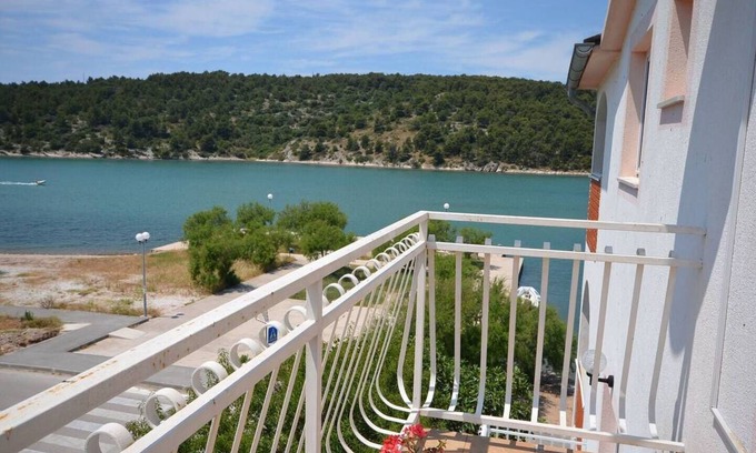 Jadrtovac Apartment | 45 m² Apartment ∙ 1 bedroom ∙ 4 guests