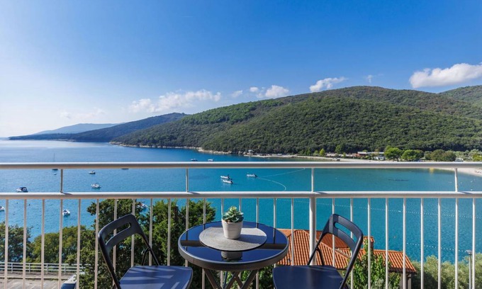 Rabac Apartment | 45 m² Apartment ∙ 2 bedrooms ∙ 4 guests