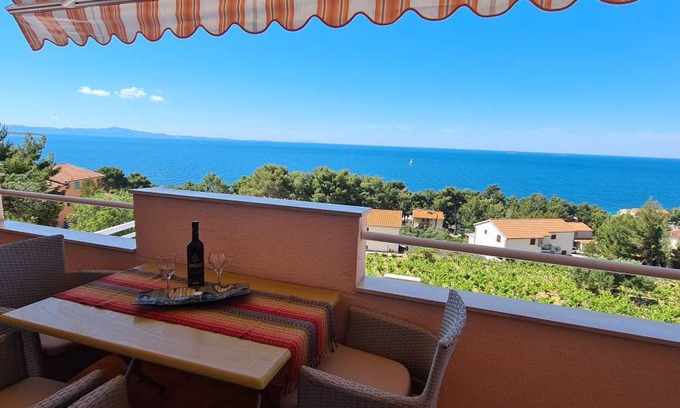 Ivan Dolac Apartment | 45 m² Apartment ∙ 2 bedrooms ∙ 4 guests