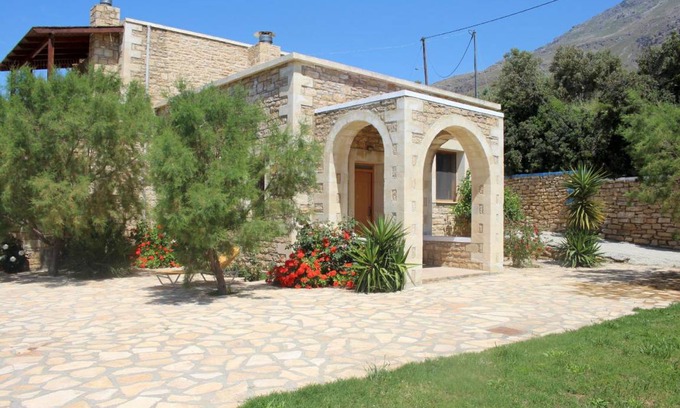 Triopetra House | 45 m² House ∙ 3 guests