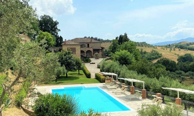 Volterra Villa | 45 m² Villa ∙ 2 bedrooms ∙ 4 guests