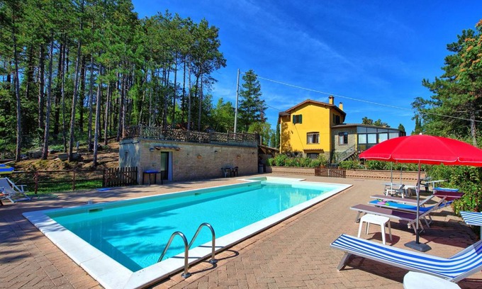 Scheggia Villa | 450 m² Villa ∙ 9 bedrooms ∙ 20 guests