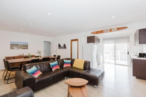 Jindabyne House | 46 Banjo Patterson Crescent