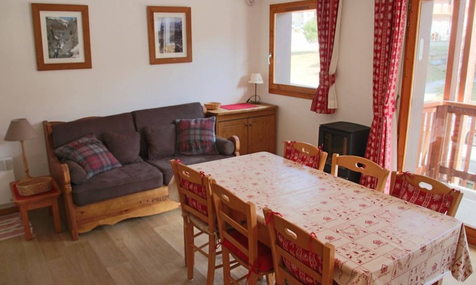 Termignon Apartment | 46 m² Apartment ∙ 3 bedrooms ∙ 8 guests