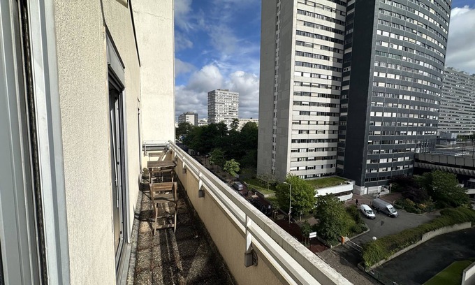 Gambetta Apartment | 47 m² love cocoon with balcony