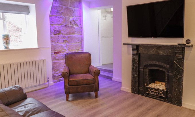Whitby Cottage | 47A BAXTERGATE, pet friendly, country holiday cottage in Whitby