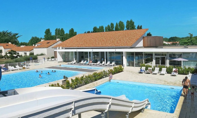 Olonne-sur-Mer Apartment | 48 m² Apartment ∙ 2 bedrooms ∙ 6 guests