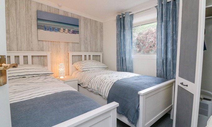 Bucks Cross Cottage | 49 SEA VALLEY, pet friendly, with pool in Bucks Cross, Bideford