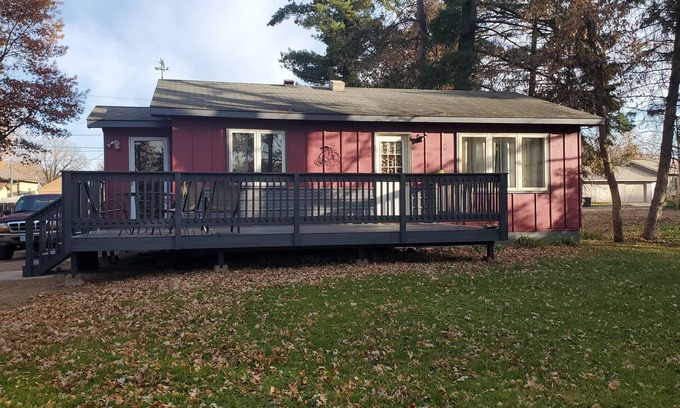 Crosby House | 4BR 2BA The Pine Place Cabin in Crosby - Roam, Ride, Relax