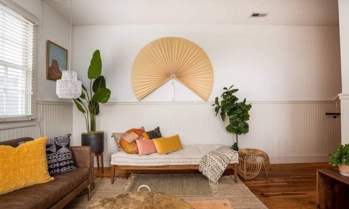 Westside House | 4BR Charleston Single! One Block to King St!