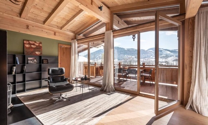 Ellmau Ski Chalet | 4BR Luxury Chalet in Ellmau/ Tyrol