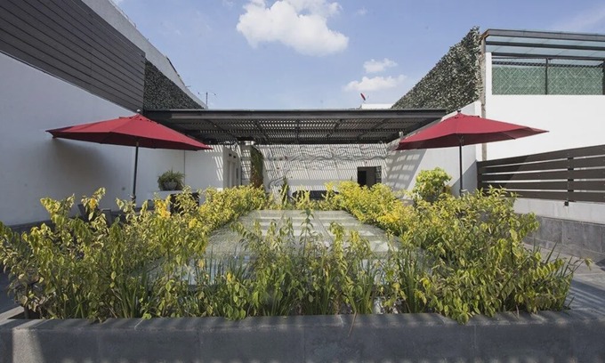 Anahuac Apartment | 4Px Eco friendly Apartment with trendy Rooftop! (G)