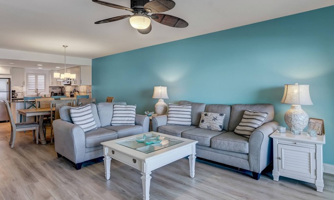 Fernandina Beach Condo | 4th Floor, 2 Bed/2 Bath Oceanfront condo sleeps 6. Beach view balcony & pool