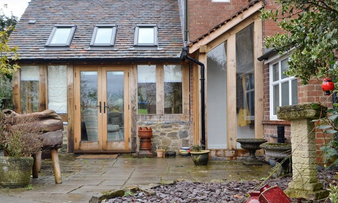 Craven Arms Cottage | 5 bedroom accommodation in Aston on Clun, near Craven Arms