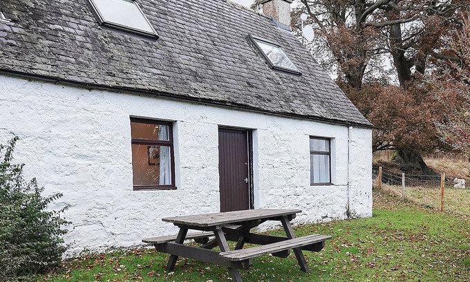 Marybank Cottage | 5 bedroom accommodation in Brahan, near Dingwall