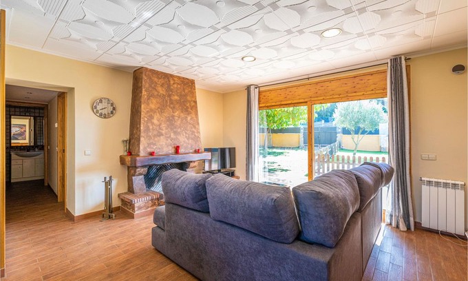 El Mas Mora House | 5 bedroom accommodation in Tordera