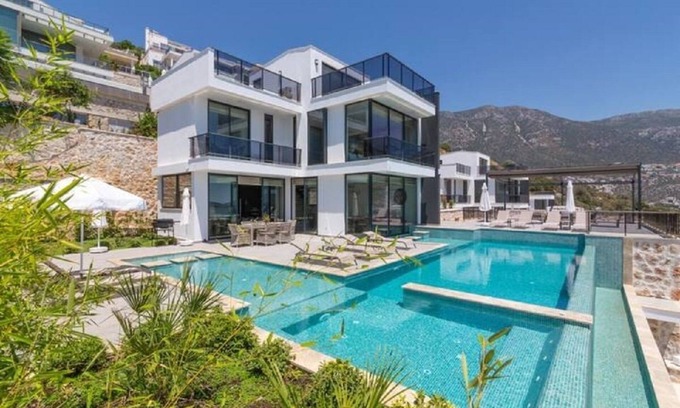 Kas Villa | 5 bedroom luxury villa - large infinity pool and jacuzzi