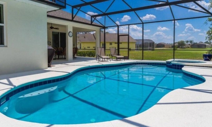 Ridgewood Lakes Villa | 5 Bedrooms / 3 Baths / Ridgewood Lakes (1316 RL)