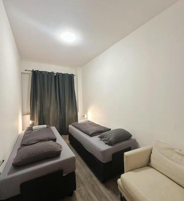 Lierenfeld Apartment | 5 Betten Montuerwhonung mit Waschmaschine