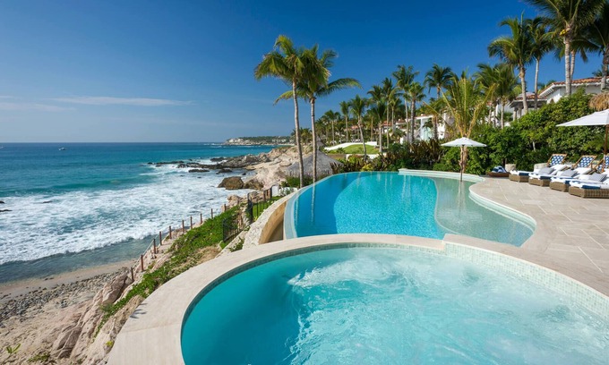 San Jose del Cabo Villa | 5 BR Beachfront Casa Roca de Pajaro w/WiFi, Heated Pool, Satellite TV + More!