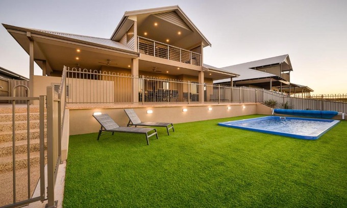 Exmouth House | 5 Kestrel Place