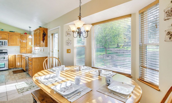 North Logan Cottage | 5 Mi to Downtown Logan: Scenic Retreat w/Patio