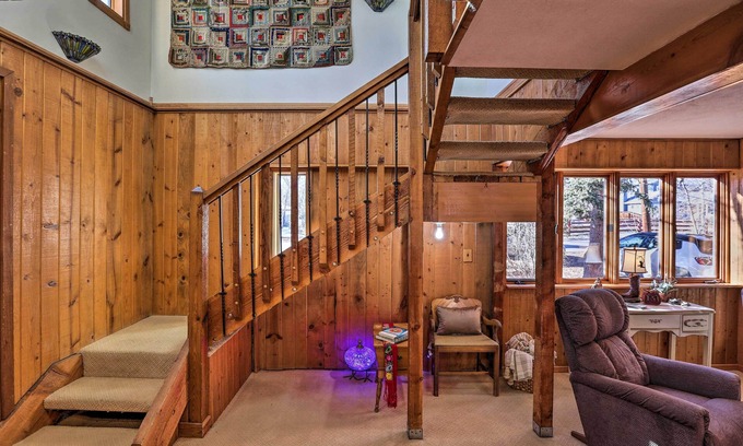 Morse Park Cottage | 5 Mi to Dtwn Denver: Peaceful Lakewood Home!