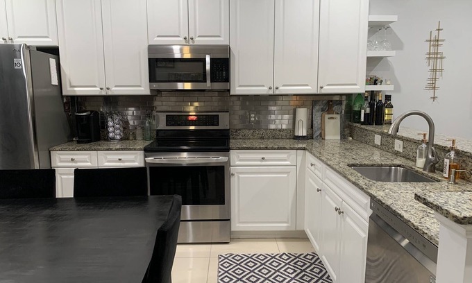 Hunt Club House | 5 miles from the Beach