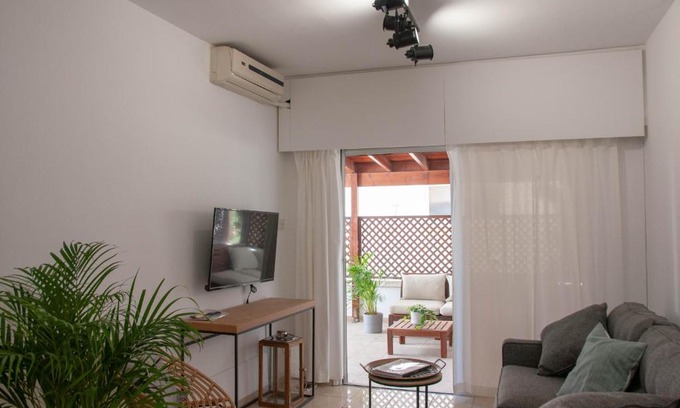 Neapolis Apartment | 5 min from the beach to enjoy Limassol