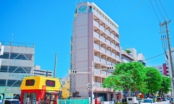 Naha City Centre Apartment | 5-minute walk from Kokusai-dori Avenue! Within 5 minutes walk from Yui Rail station! It is a weekly/monthly hotel located in the central area of Naha City.