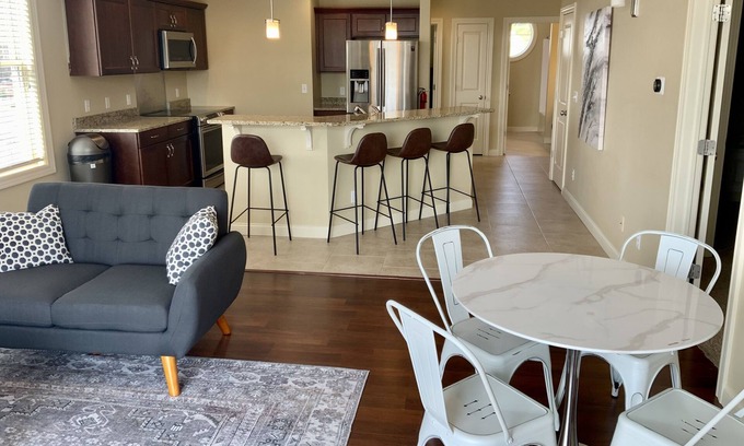 Saint Joseph Condo | 5 Minutes to Silver Beach! Condo with Marina views and rooftop deck!