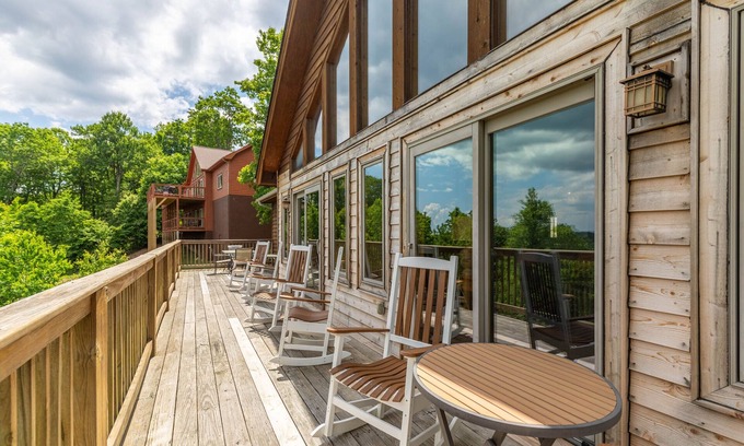 Blowing Rock Cabin | 5 O'Clock Somewhere - Between Boone & Blowing Rock, has hot tub, pool table and great views!