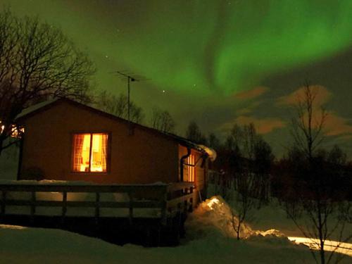 Kvaloya House | 5 person holiday home in Straumsbukta-By Traum