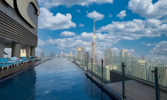 Al Wasl Apartment | 5-Star Amenities on 55th Floor 2BR with Burj View & Infinity Pool