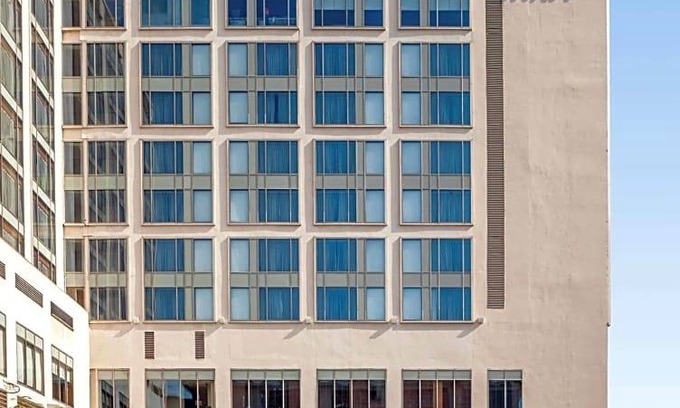 Vastrapur Hotel | 5-Star Hotel ∙ Hyatt Ahmedabad