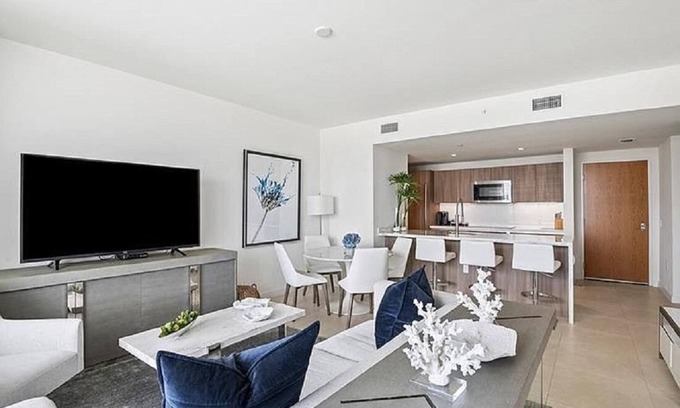 Central Beach Condo | 5-Star Luxury Condo at Tiffany House, two rooftop pools, one block from beach