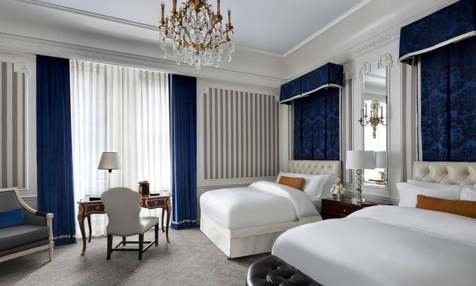 Central Park South Apartment | 5 Star Midtown suite sleeps 4. 1b/2 full bath ultra deluxe incl dining, fitness