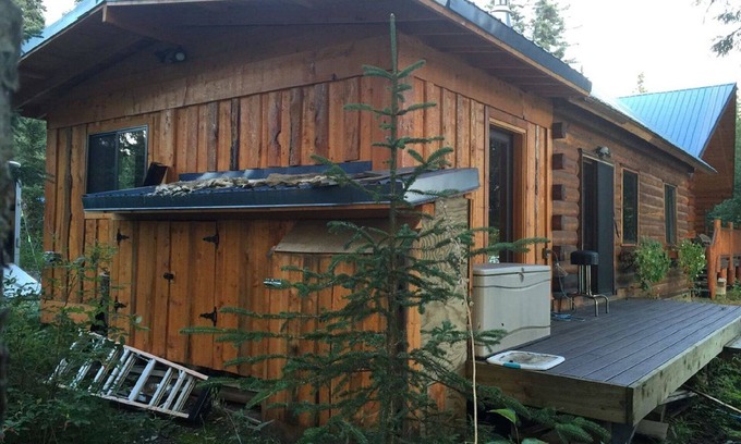 Soldotna Cabin | 50 Feet of Private Fishing Dock on the Famous Kenai River!