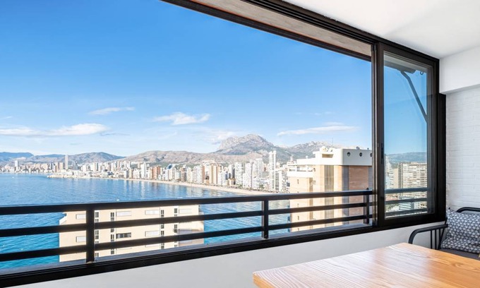Benidorm Apartment | 50 m² Apartment ∙ 1 bedroom ∙ 4 guests