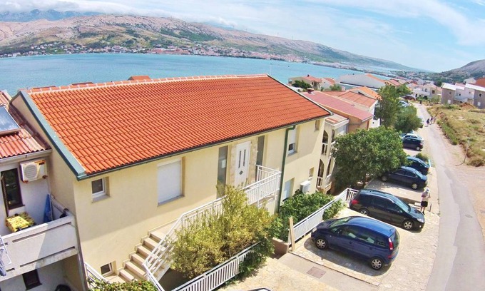 Pag Apartment | 50 m² Apartment ∙ 1 bedroom ∙ 4 guests