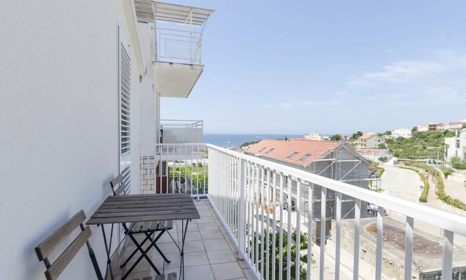 Primosten Apartment | 50 m² Apartment ∙ 2 bedrooms ∙ 5 guests