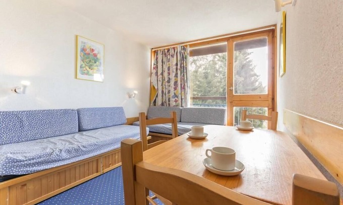 Arc-1800 Apartment | 50m from resort center, 4th floor, balcony, tv, 24m², Les Arcs