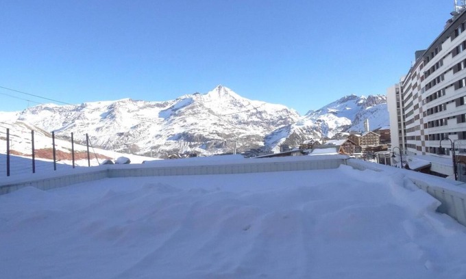 Tignes le Lac Apartment | 50m from ski slopes, 1st floor, view mountain, balcony, ski locker, 78m², Tignes