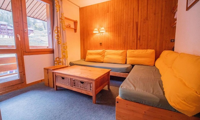 Les Avanchers-Valmorel Apartment | 50m from ski slopes, 3rd floor, view ski slopes, balcony, tv, ski locker, 27m², Valmorel