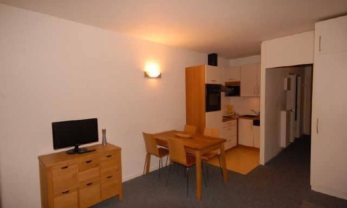 Eaux-Bonnes Apartment | 50m from ski slopes, 4th floor, view resort, balcony, tv, 27m², Gourette