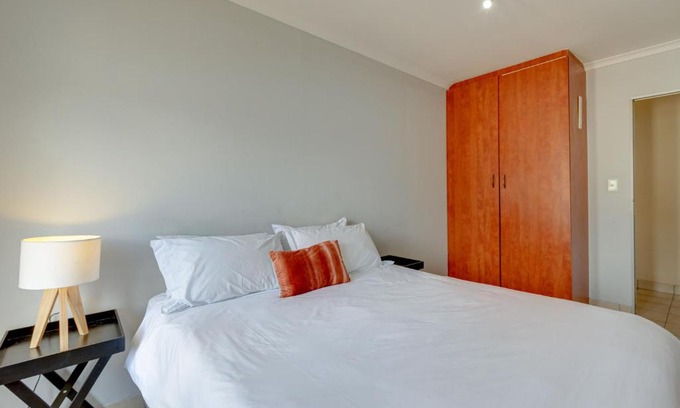 Greater Johannesburg Metropolitan Area Apartment | 51 on York Unit 14 with SHARED bathroom