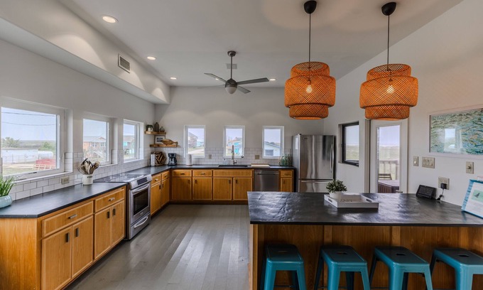 Matagorda House | 512 Beach House - Ocean Views from Every Room in this Modern BEACHFRONT Home