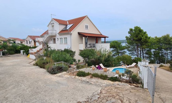 Island Hvar Apartment | 52 m² Apartment ∙ 1 bedroom ∙ 4 guests