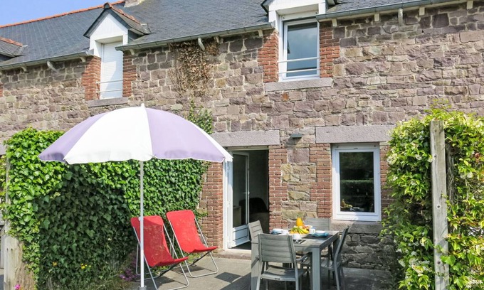 Pleherel-Plage-Vieux-Bourg Other | 54 m² Accommodation ∙ 3 bedrooms ∙ 6 guests